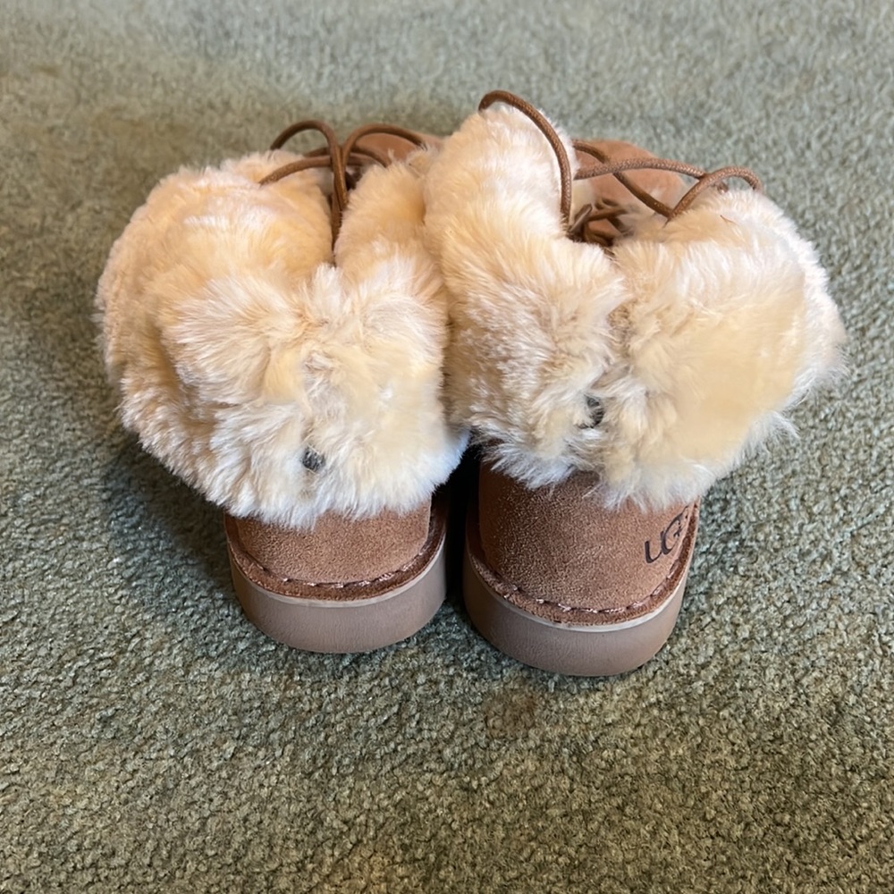Ugg Boots - image 7